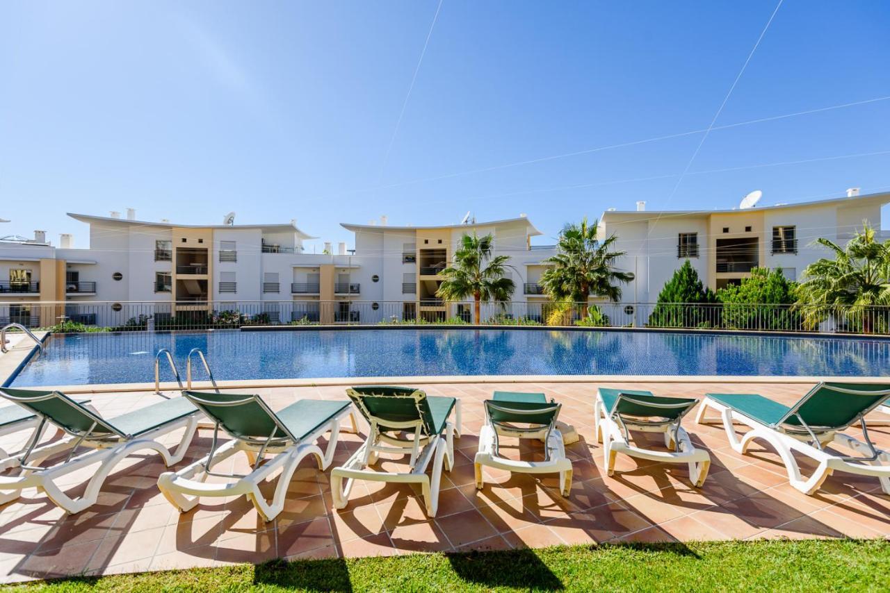 Bnb Homes Ocean View Apartment With Relax Terrace, 2 Swimming Pools & Tennis Court Albufeira Exterior foto