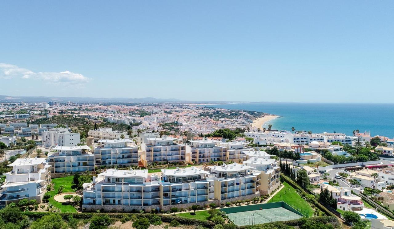 Bnb Homes Ocean View Apartment With Relax Terrace, 2 Swimming Pools & Tennis Court Albufeira Exterior foto